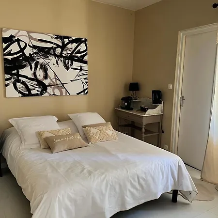 Aux 138 *